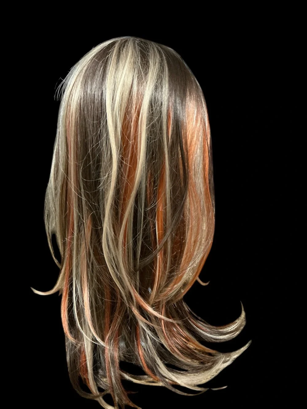 CSC Joni 70’s Honey. Long Layered Synthetic Wig with Caramel and Peach.